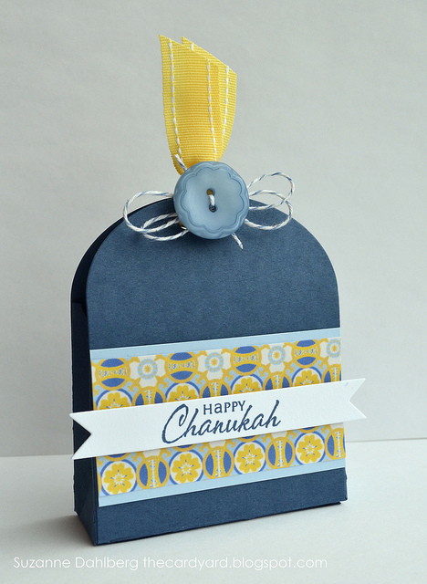 12 Kits of Christmas: May with Joyce